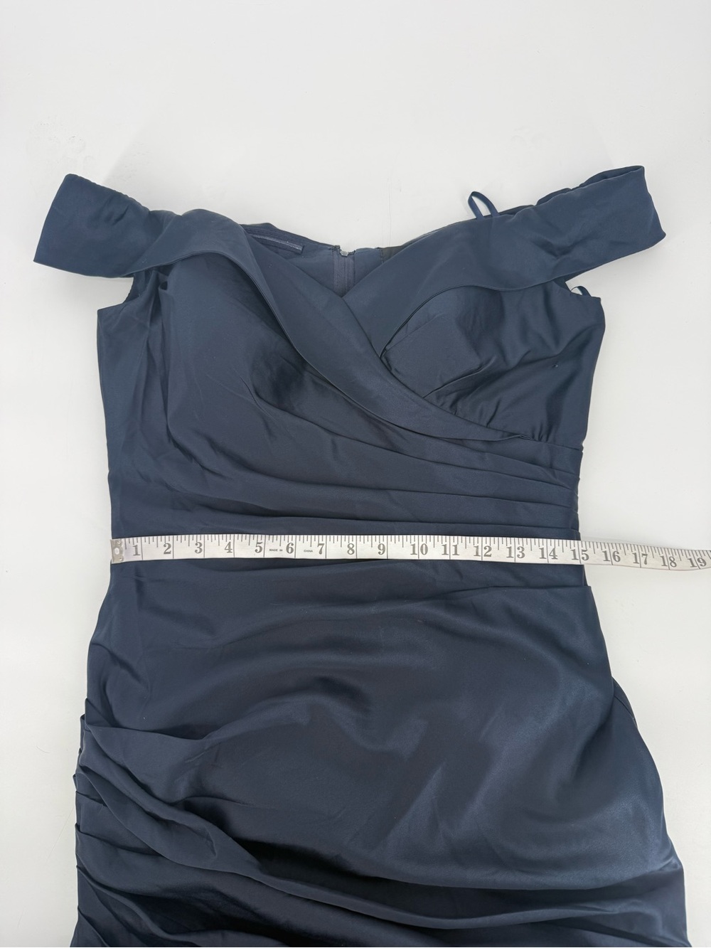 LA FEMME Size 8 Navy Blue Off the Shoulder Ruched Satin Trumpet Gown Dress - Picture 14 of 14